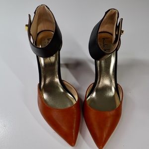 Nicole Miller New York Brand Pump
